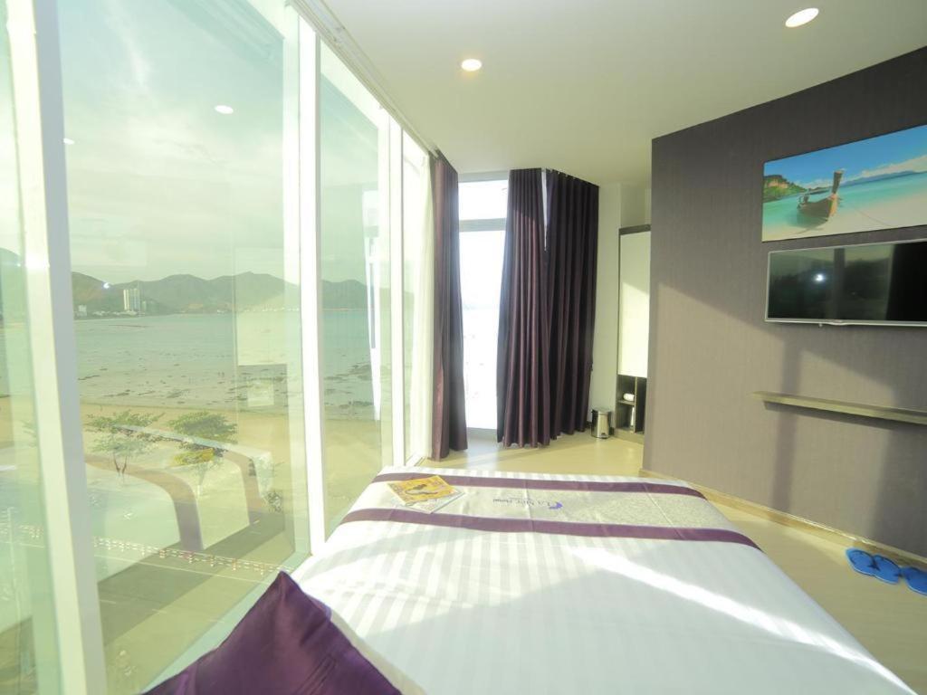 La Mer Hotel Нячанг Екстер'єр фото